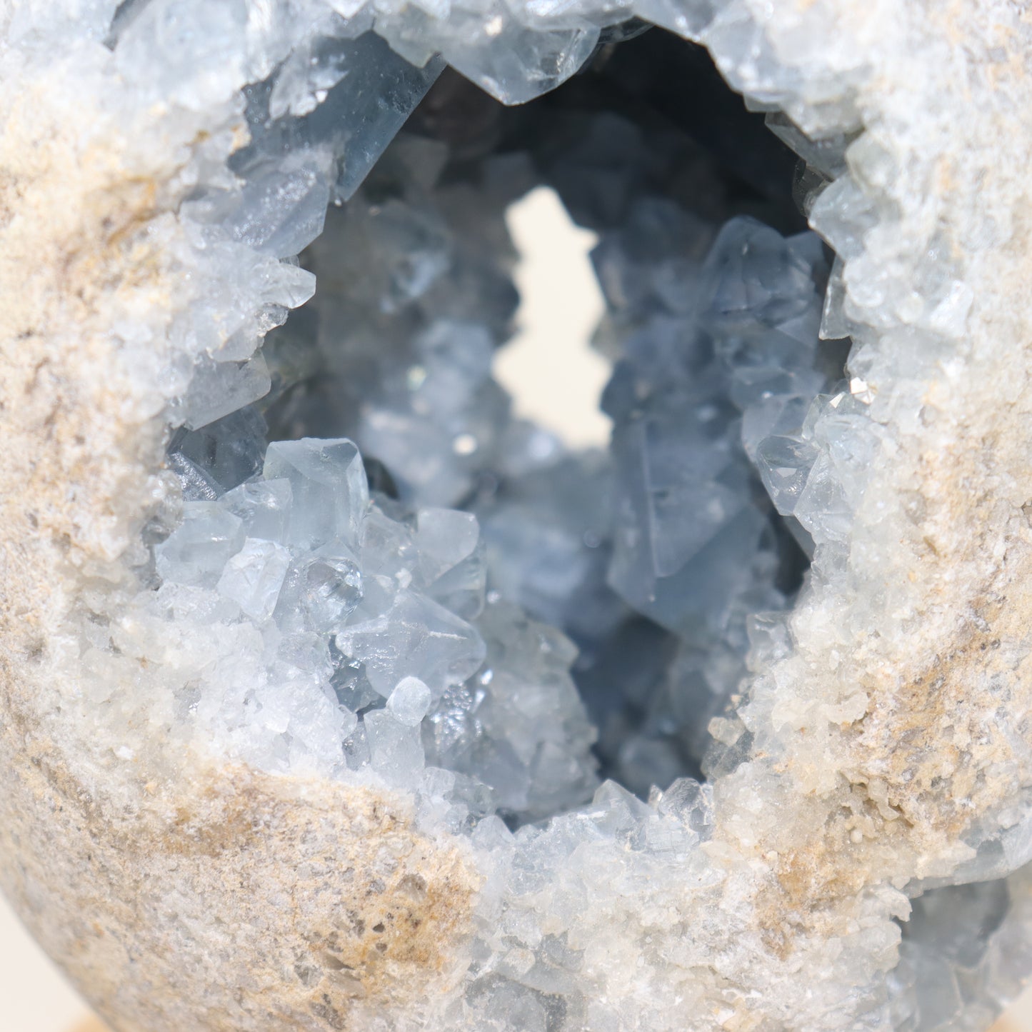 Celestite Semi-Polished Geode Egg 2200g
